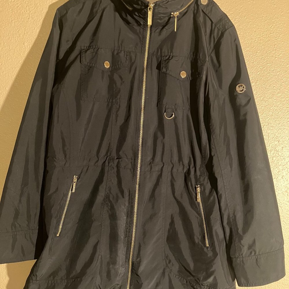 MICHAEL KORS hooded jacket.  Black. Large.